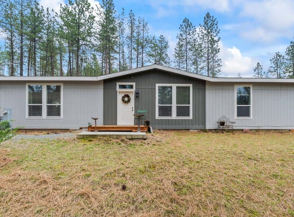 1477 COLLEGE LN, KETTLE FALLS, WA 99141