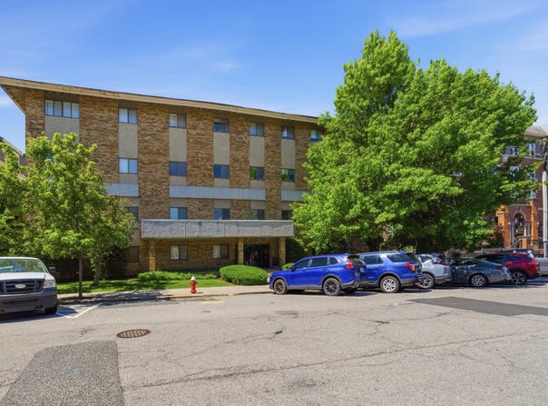 86 W 33RD ST, Bayonne, NJ 07002
