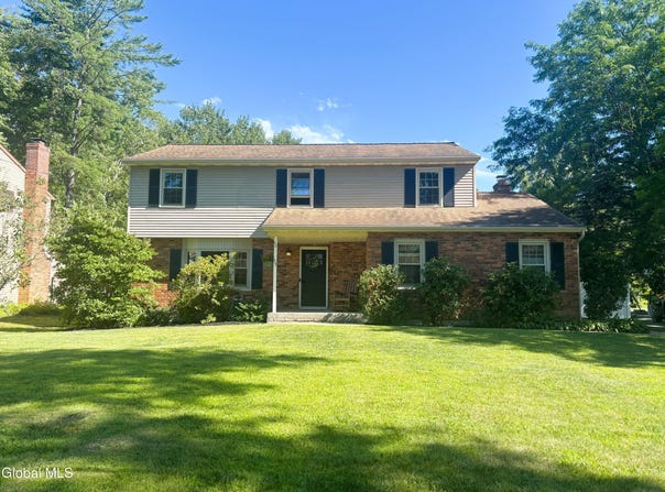 39 Frederick Place, Bethlehem, NY 12054