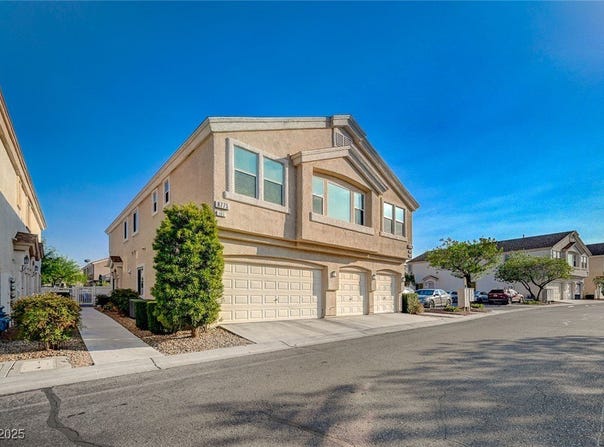 8775 Tomnitz Avenue, Las Vegas, NV 89178