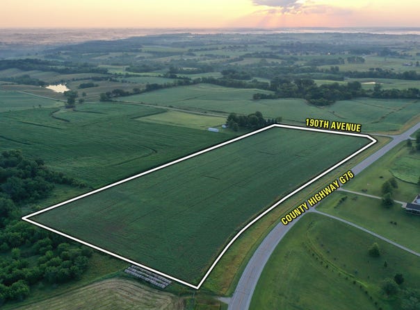Hwy G76 & 190th Avenue, Lacona, IA 50139