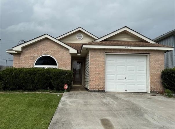 4155 LAC SAINT PIERRE Drive, Harvey, LA 70058