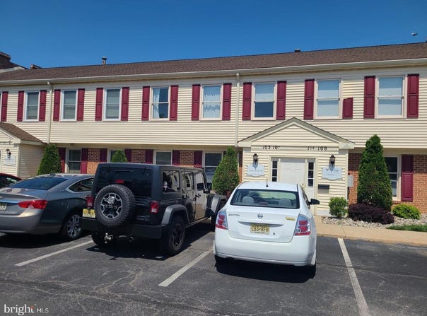 992 MANTUA Boulevard, WOODBURY HEIGHTS, NJ 08097