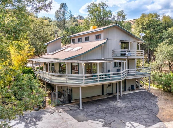 40866 Hodges Hill Drive, Oakhurst, CA 93644