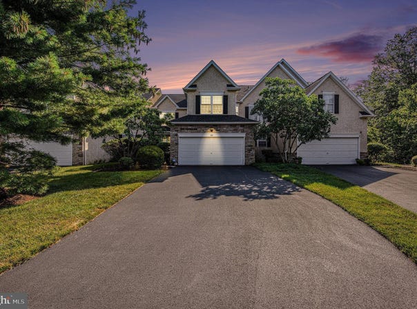 381 DEWSBURY PLACE, BLUE BELL, PA 19422
