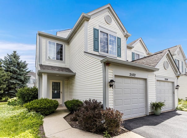 2572 Arcadia Circle, Naperville, IL 60540