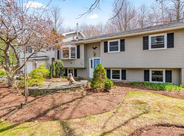 4 Whipple Drive, Essex Junction, VT 05452