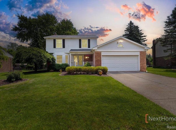 19538 Stamford Drive, Livonia, MI 48152
