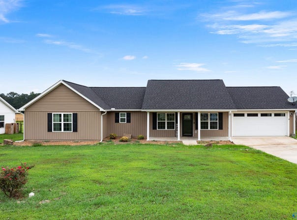 2105 Alexis Road, Centre, AL 35960