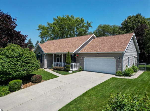 520 E Grand Avenue, Mt Pleasant, MI 48858