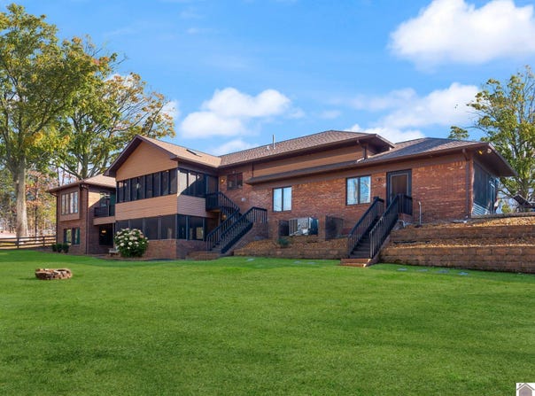 7 Pleasant View Lane, Murray, KY 42071