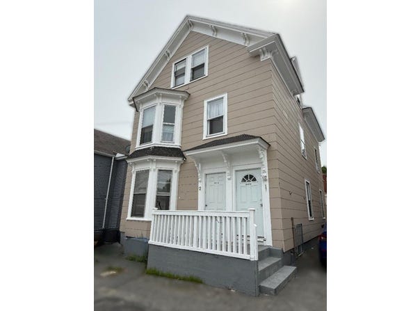 2 Avon Pl, Haverhill, MA 01832