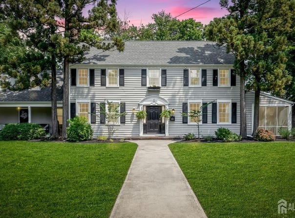 1085 Kenyon Avenue, Plainfield, NJ 07060