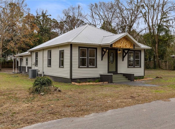 18741 NW 240TH STREET, HIGH SPRINGS, FL 32643