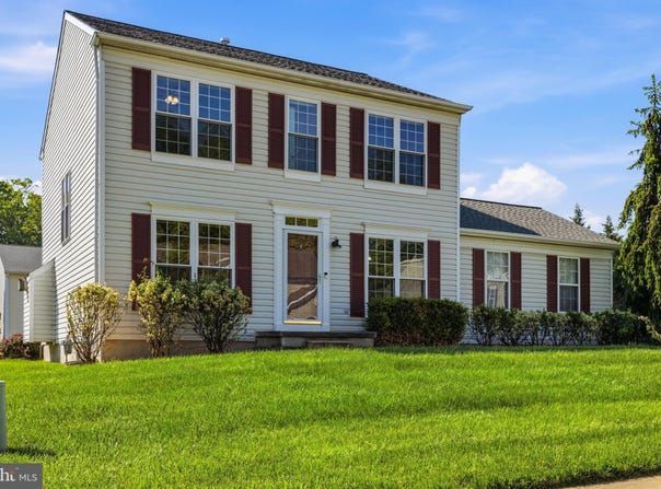 7 BUTTONWOOD Court, NEWARK, DE 19702