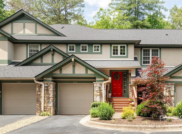 73 Ridgetop Circle unit: 302, Brevard, NC 28712
