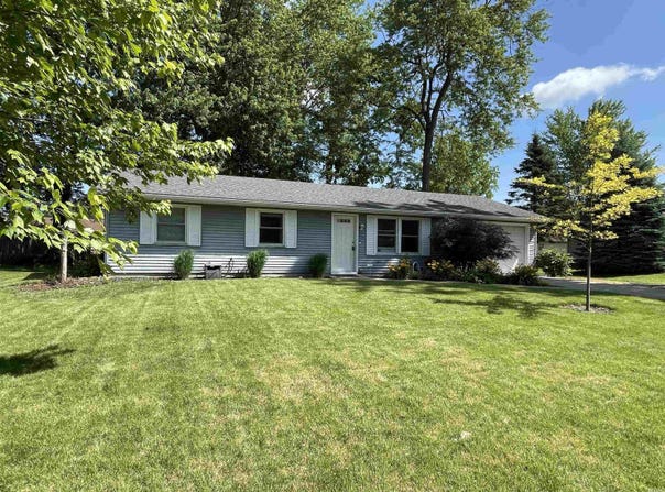 1406 Portage Pass, Auburn, IN 46706
