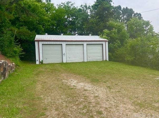 314 Oak Avenue, Mountain View, AR 72560