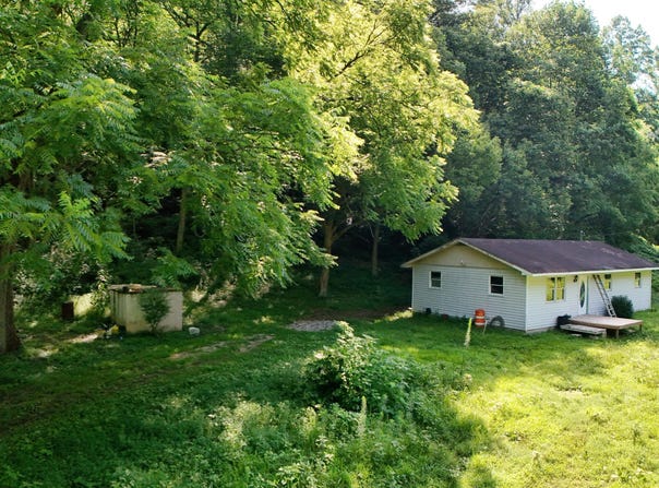 4609 Greasy Creek Road, Stinnett, KY 40868