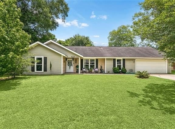 517 BARBARA Place, Mandeville, LA 70448
