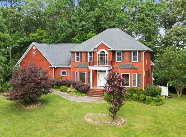 104 Executive Drive, Jasper, TN 37347