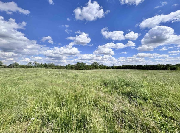 East 350 N County Road, Logansport, IN 46947