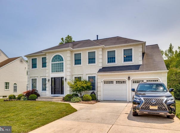 33 OLD REPUBLIC LANE, MARLTON, NJ 08053