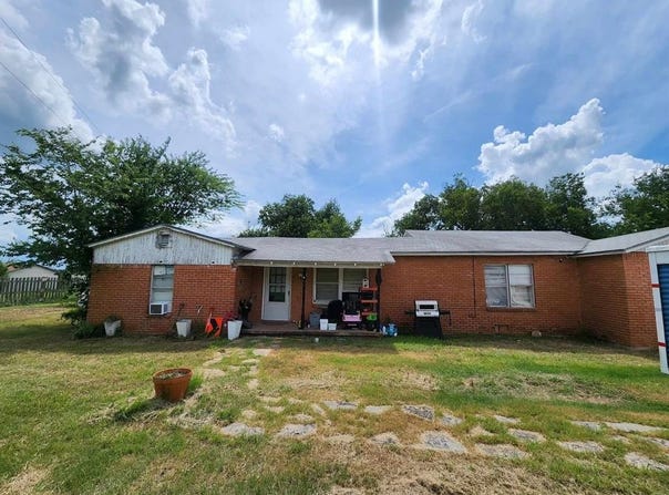 607 Old Rosenthal Road, Lorena, TX 76655