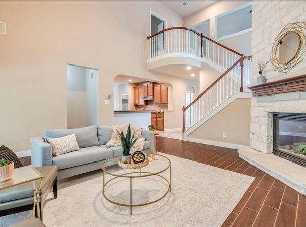 8024 Levata DR, Austin, TX 78739