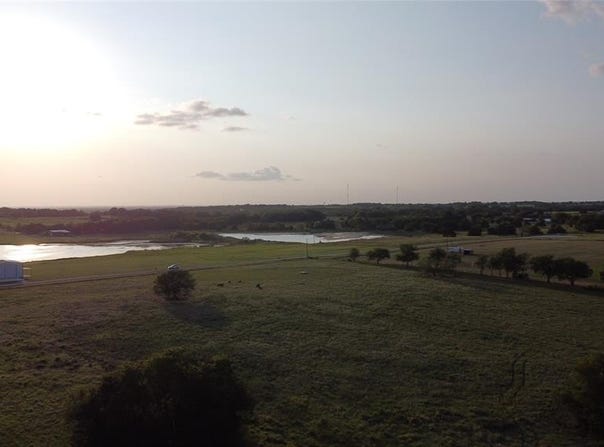 110 Jrc Road, Gainesville, TX 76240