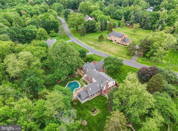 706 CROWN MEADOW DRIVE, GREAT FALLS, VA 22066