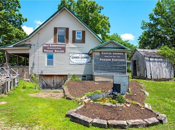 859 HWY 42, Iberia, MO 65486