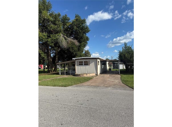 37846 EASY AVENUE, ZEPHYRHILLS, FL 33542