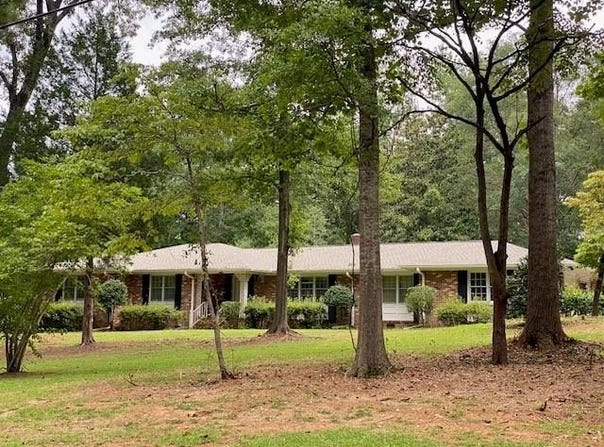 2502 13TH AVENUE, VALLEY, AL 36854