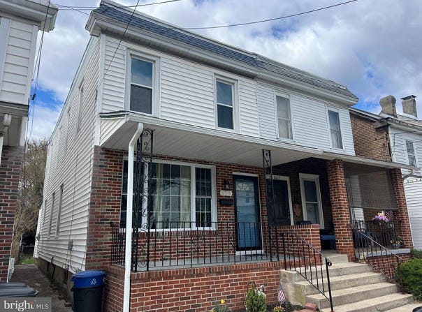 609 MADDOCK ST, CRUM LYNNE, PA 19022