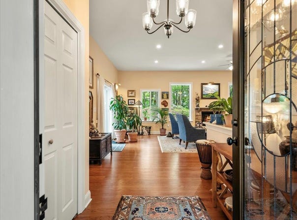4426 Skyline Drive, Canadensis, PA 18325