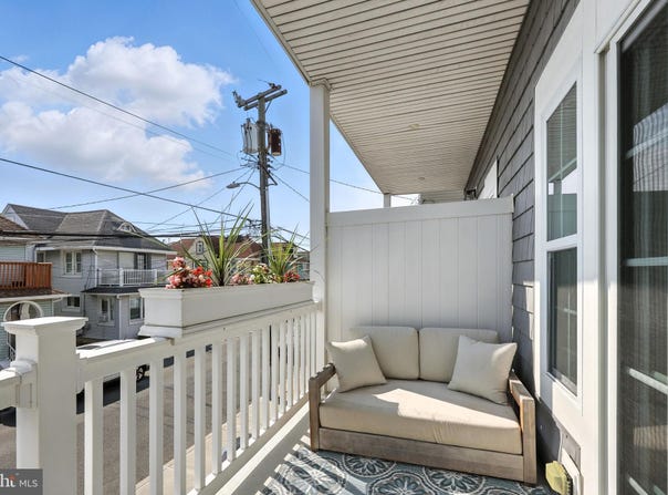 3 N MARION AVENUE, VENTNOR CITY, NJ 08406