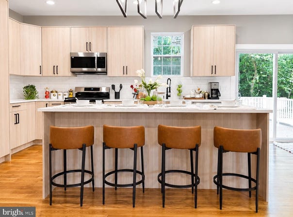 4909 CHURCH Road, MOUNT LAUREL, NJ 08054