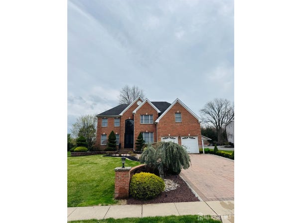 35 NE Bennett Road, Old Bridge, NJ 07747