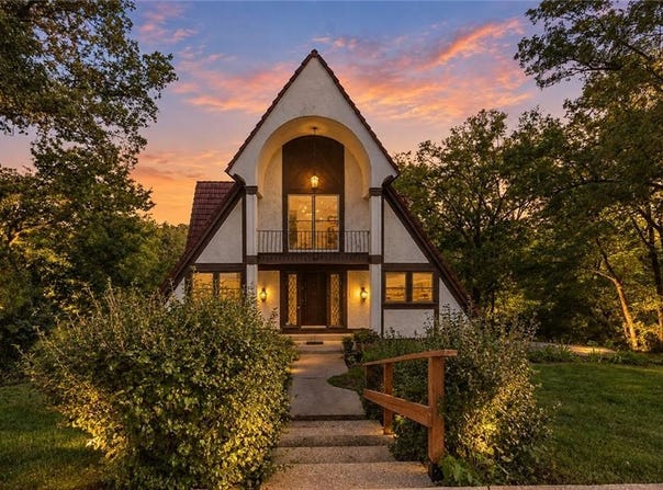 7616 NW Eastside Drive, Weatherby Lake, MO 64152