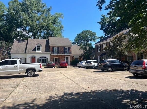 573 CLOVERDALE Road, Montgomery, AL 36106