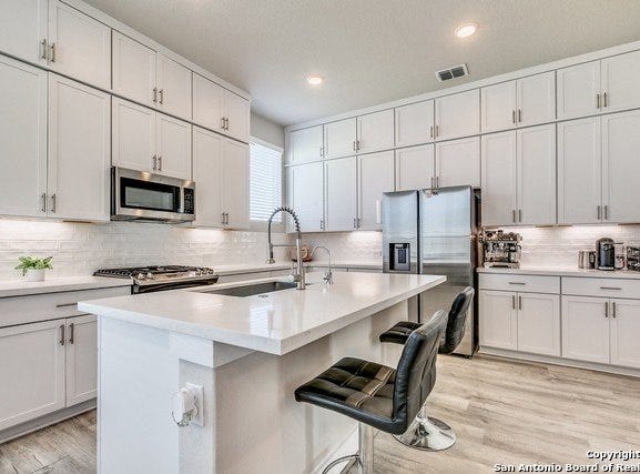 8851 Oakland #6, San Antonio, TX 78240