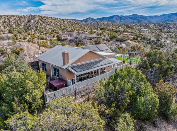 75 A Camino Chupadero, Santa Fe, NM 87506