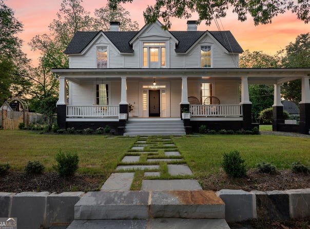 15 Robinson, Newnan, GA 30263