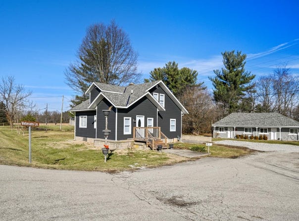 15284 Veterans Lane, Dillsboro, IN 47018