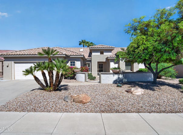 15756 W SPRING TREE Way, Surprise, AZ 85374