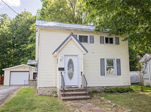 91 South Street, Leroy, NY 14482