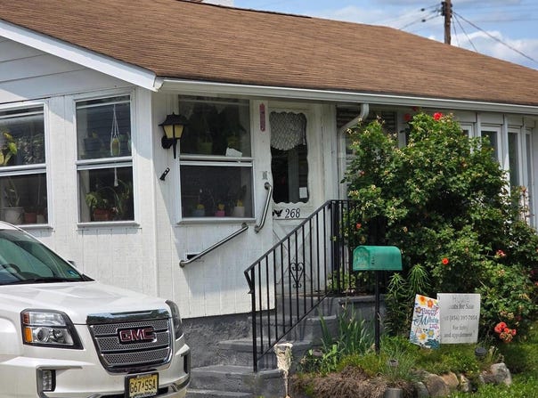 268 MARKET STREET, CARNEYS POINT, NJ 08069