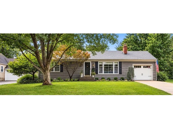 7146 Booth Street, Prairie Village, KS 66208