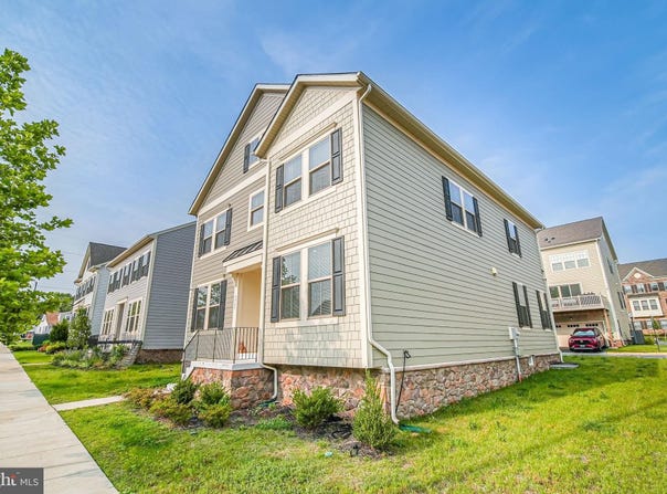 9563 JEFFERSON Street, MANASSAS, VA 20110